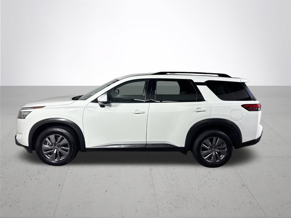 Used 2024 Nissan Pathfinder SV AWD/4WD image 9