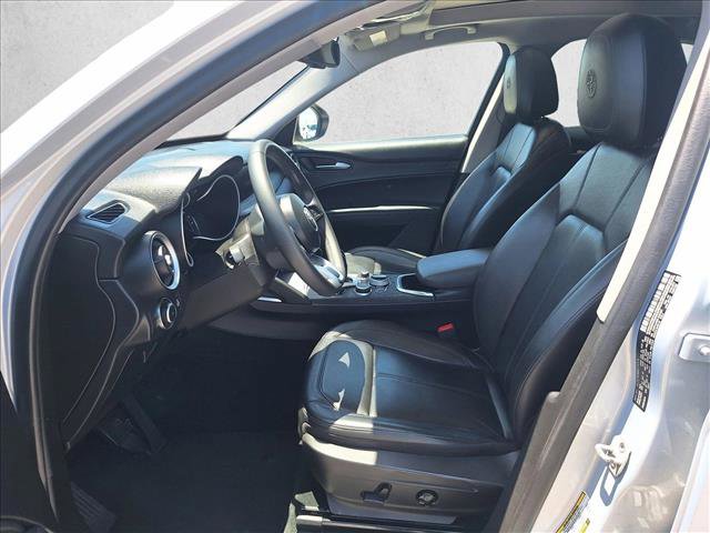 Used 2020 Alfa Romeo Stelvio w/ Nero Edizione RWD image 8