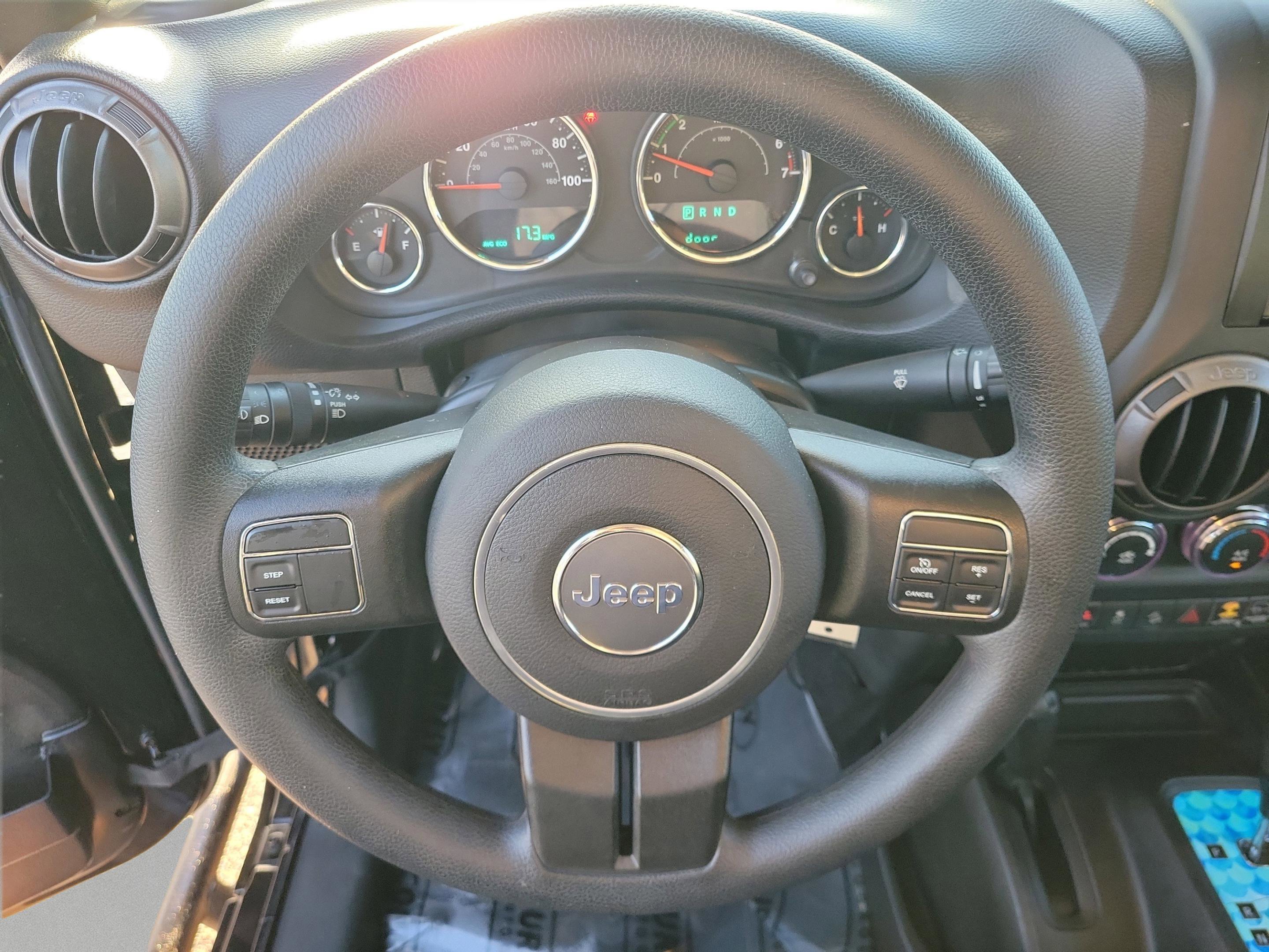 Used 2015 Jeep Wrangler Sport image 17