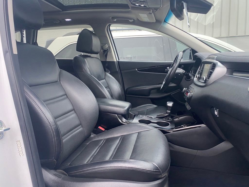 Used 2020 Kia Sorento SX image 24