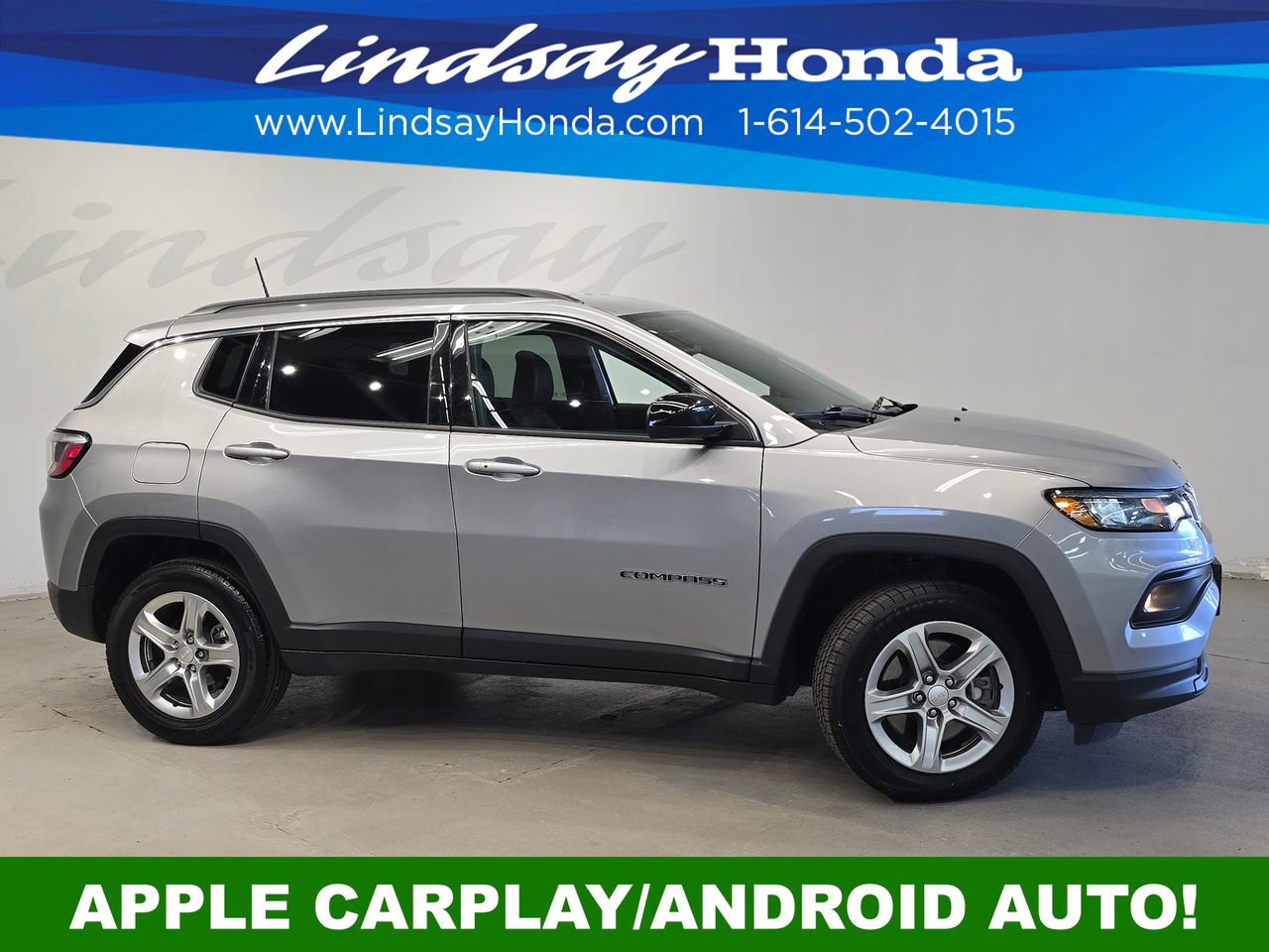 Used 2024 Jeep Compass Latitude AWD/4WD image 3