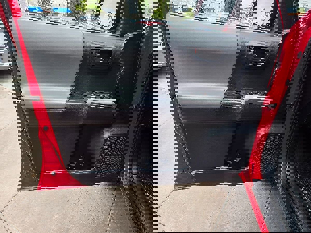 Used 2020 Toyota Tacoma SR5 image 34