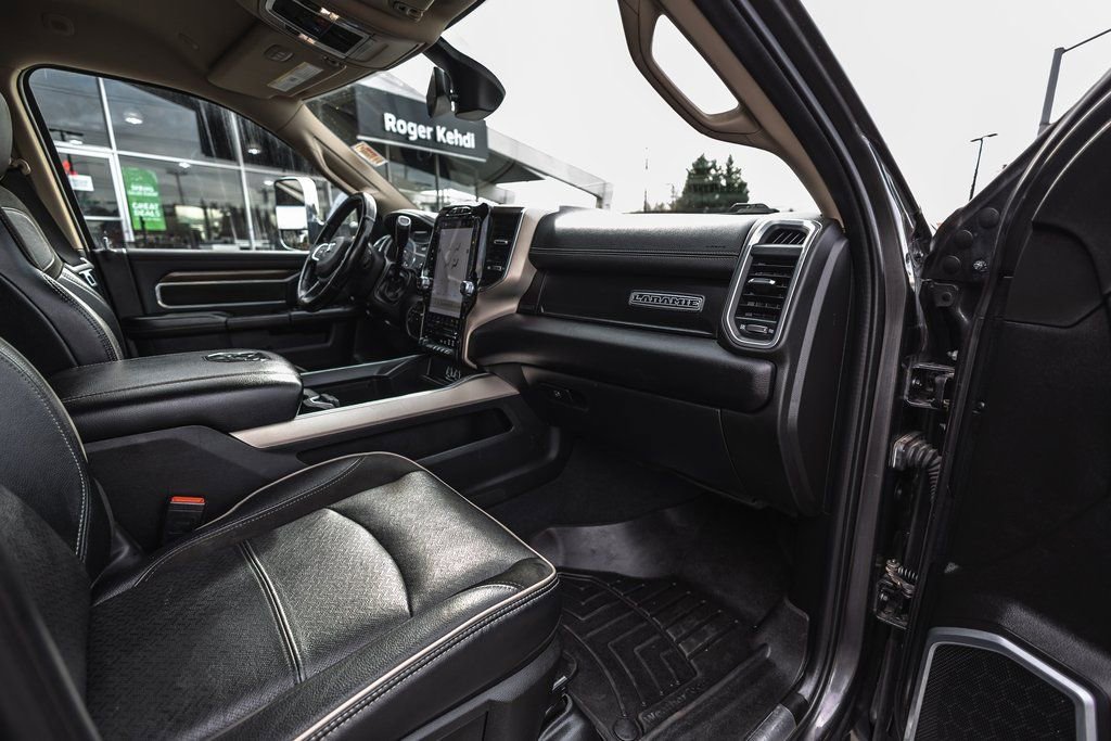 Used 2022 RAM 2500 Laramie AWD/4WD image 32