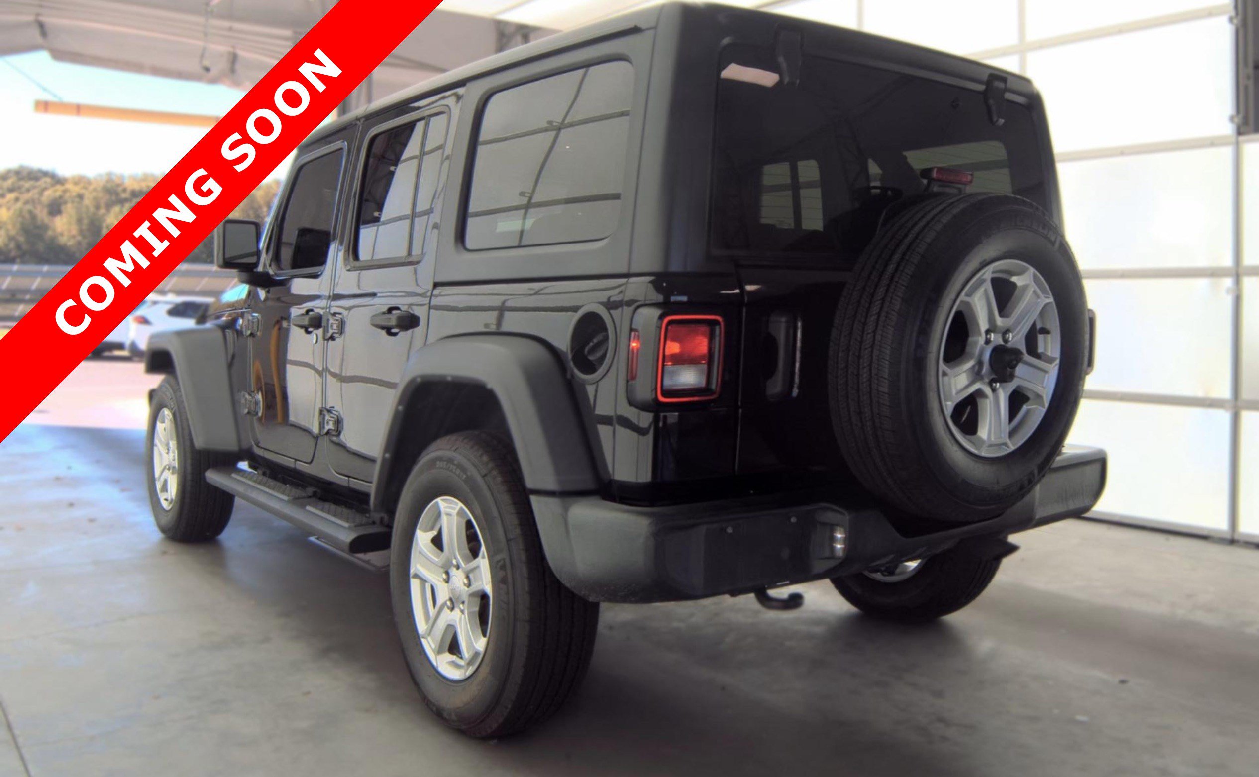 Used 2023 Jeep Wrangler Unlimited Sport AWD/4WD image 4