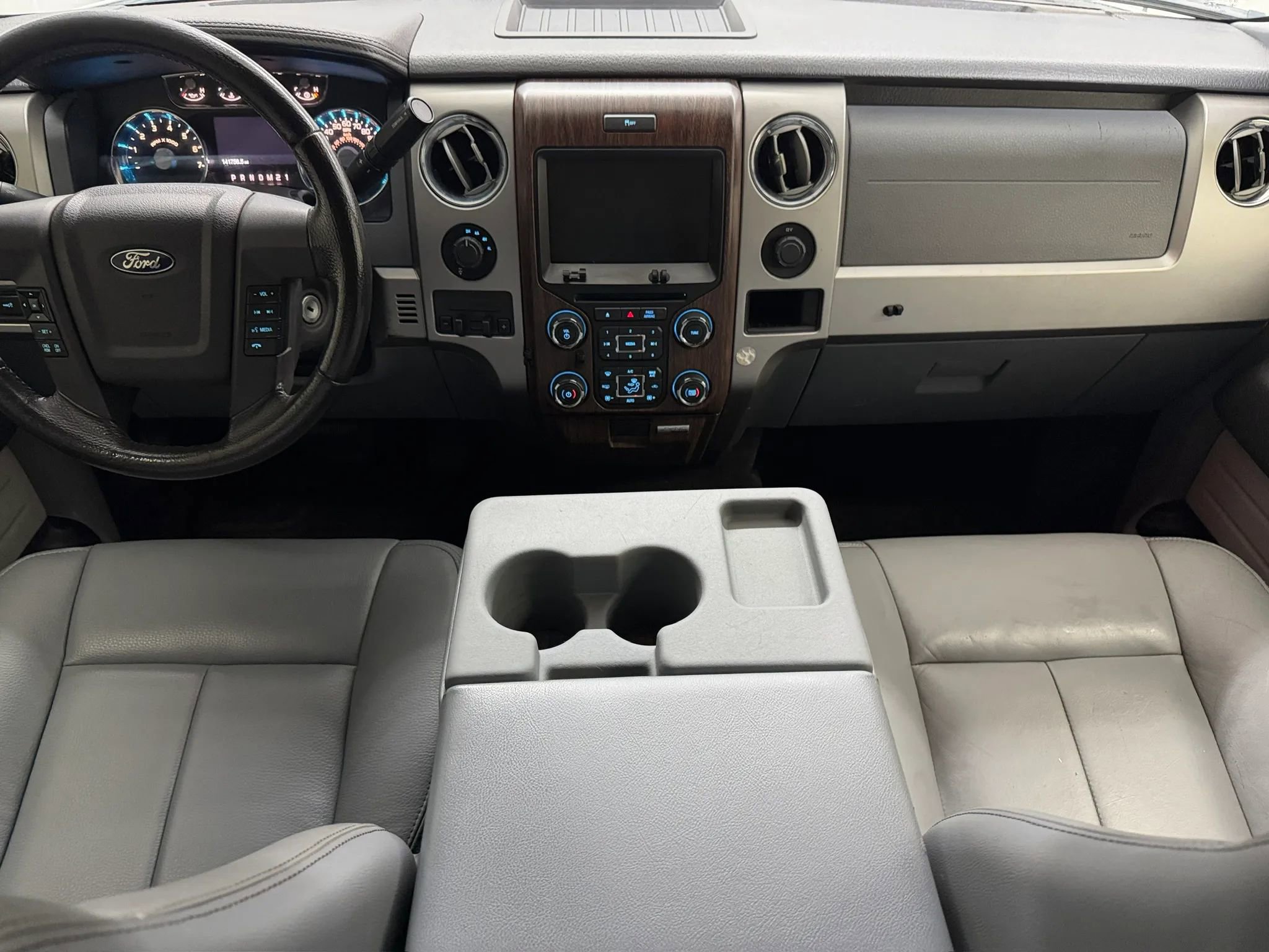 Used 2013 Ford F150 Lariat AWD/4WD image 2