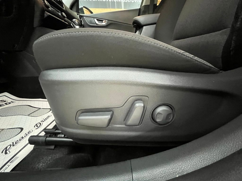 Used 2023 Hyundai Kona SEL w/ Convenience Package AWD/4WD image 27