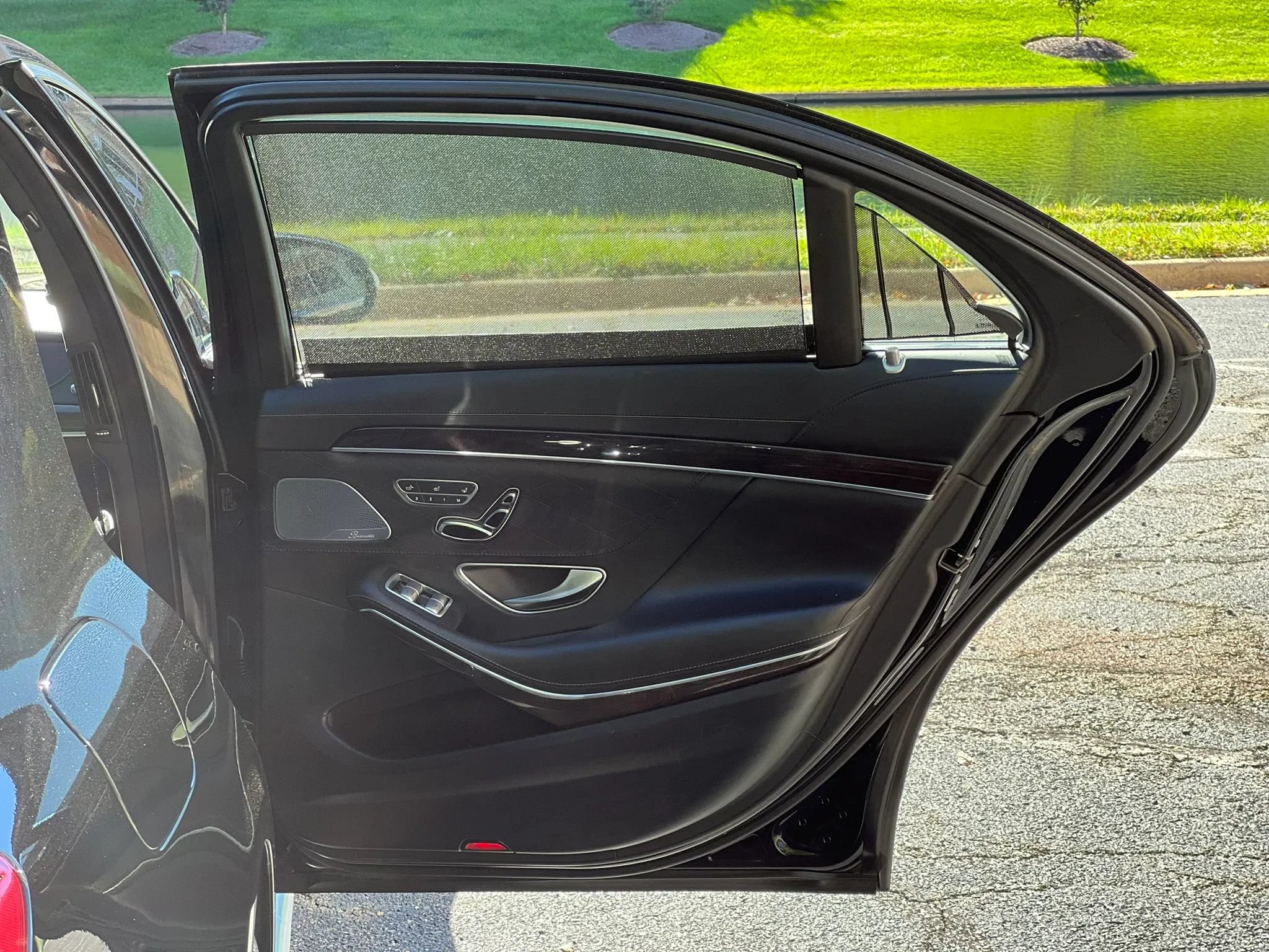 Used 2015 Mercedes-Benz S 63 AMG 4MATIC Sedan image 51