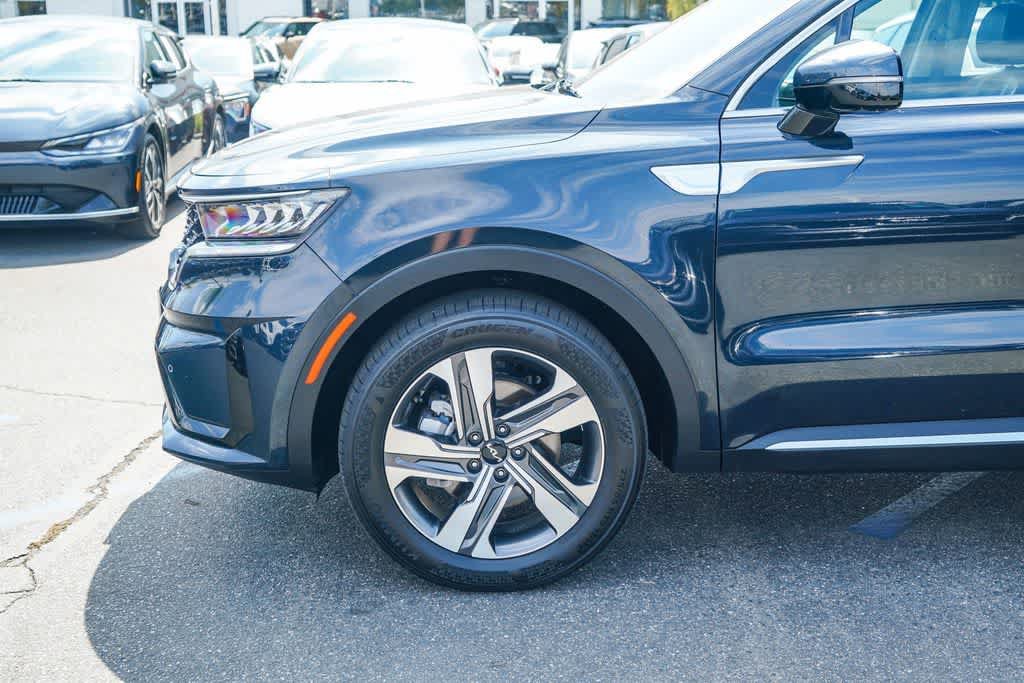 Certified 2023 Kia Sorento EX AWD/4WD image 9