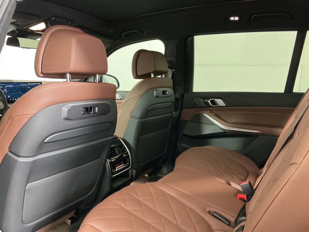 New 2026 BMW X7 xDrive40i w/ Executive Package AWD/4WD image 25