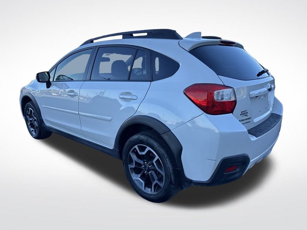 Used 2016 Subaru Crosstrek 2.0i Limited w/ Popular Package #1 image 3