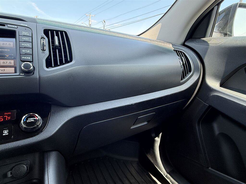 Used 2013 Kia Sportage EX w/ EX Premium Pkg AWD/4WD image 22