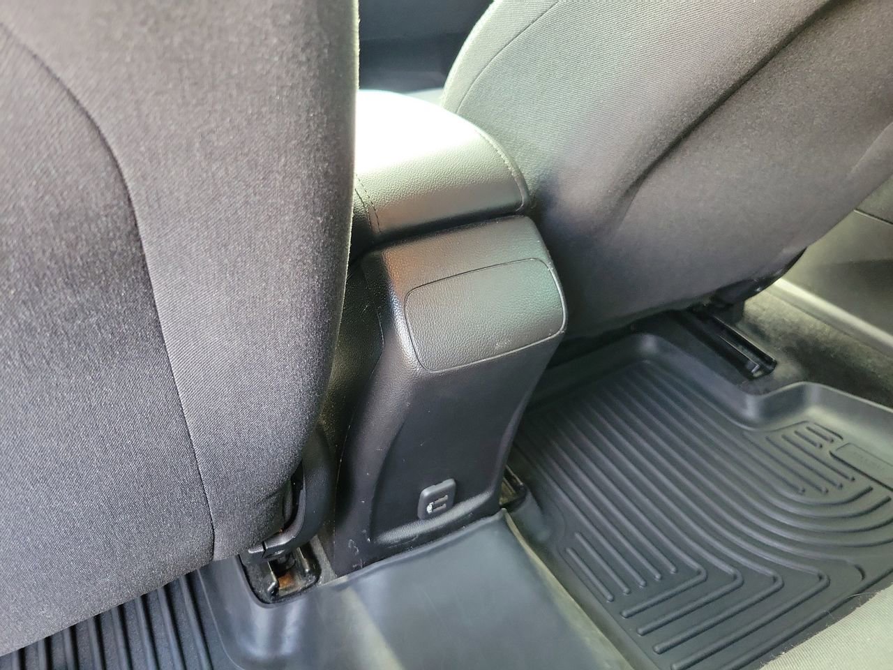 Used 2019 Chevrolet Cruze LT w/ Convenience Package image 10