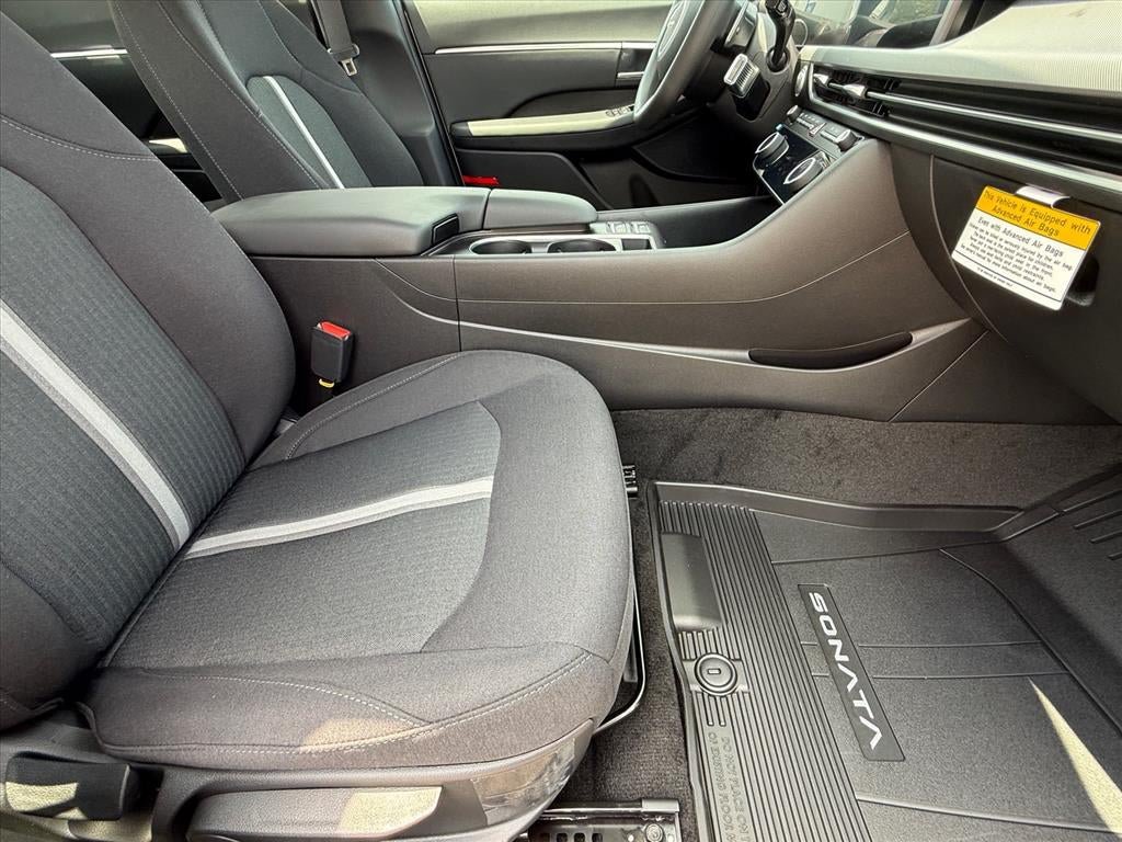 New 2026 Hyundai Sonata Blue FWD image 10