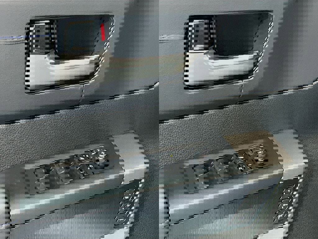 New 2026 Toyota Tundra Platinum image 17