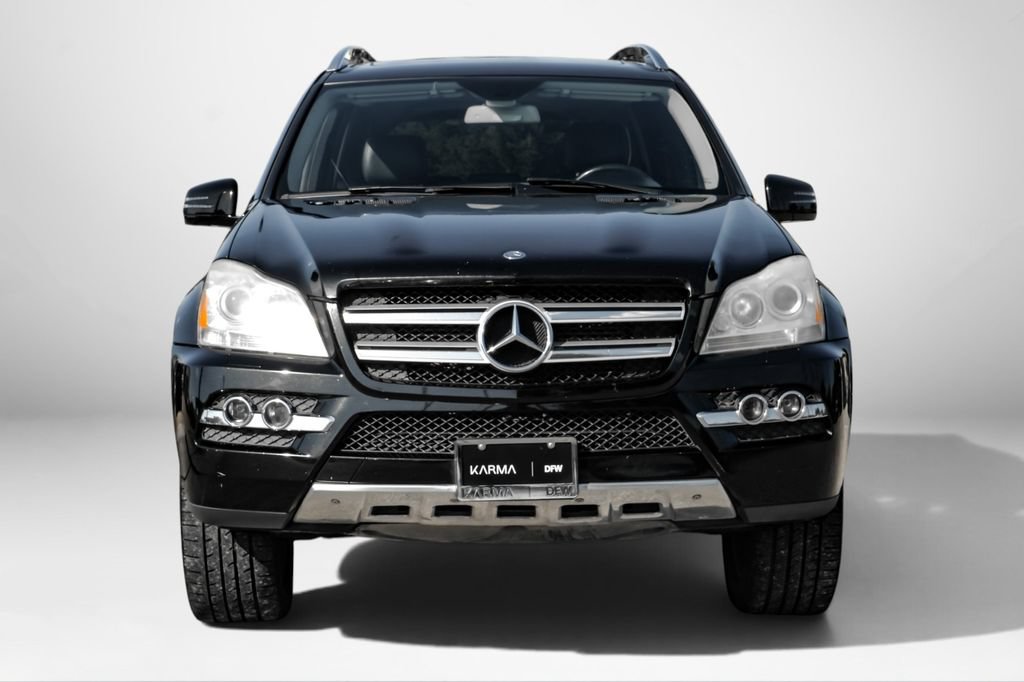 Used 2011 Mercedes-Benz GL 320 BlueTEC 4MATIC image 3
