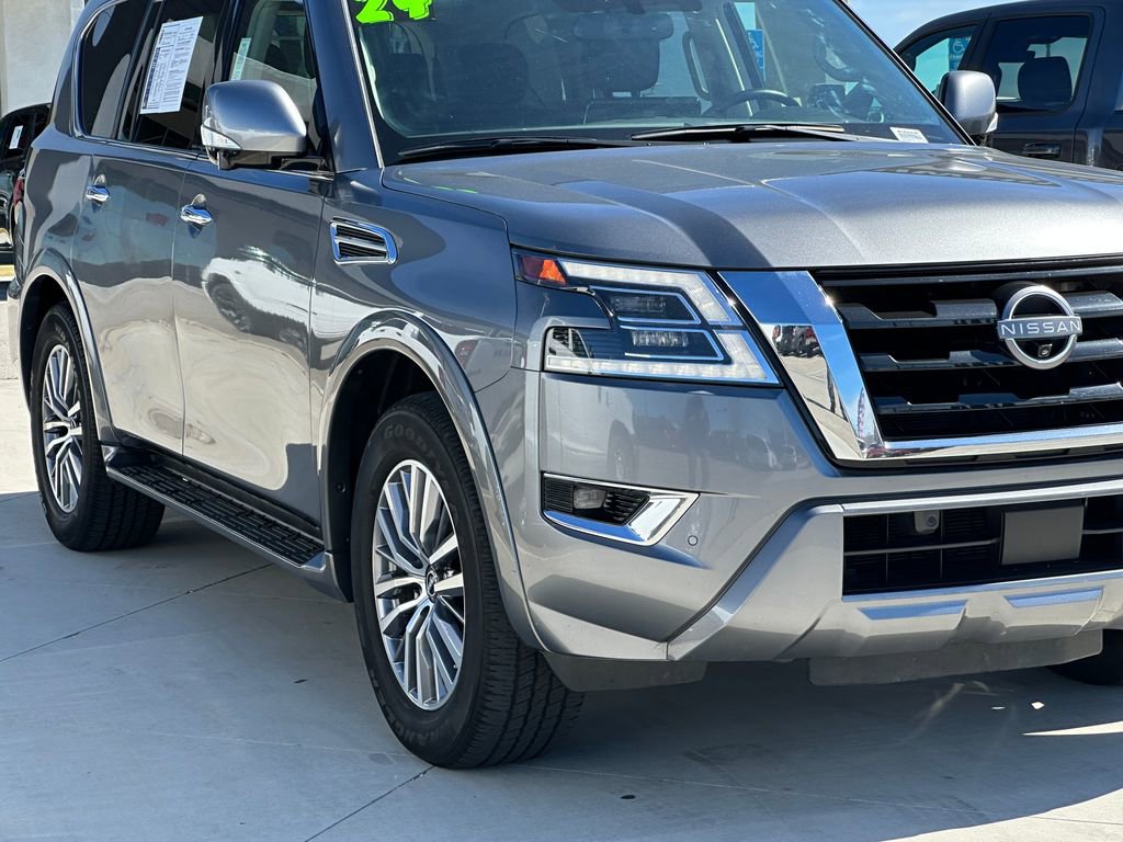 Used 2024 Nissan Armada SL w/ Captain's Chairs Package image 12