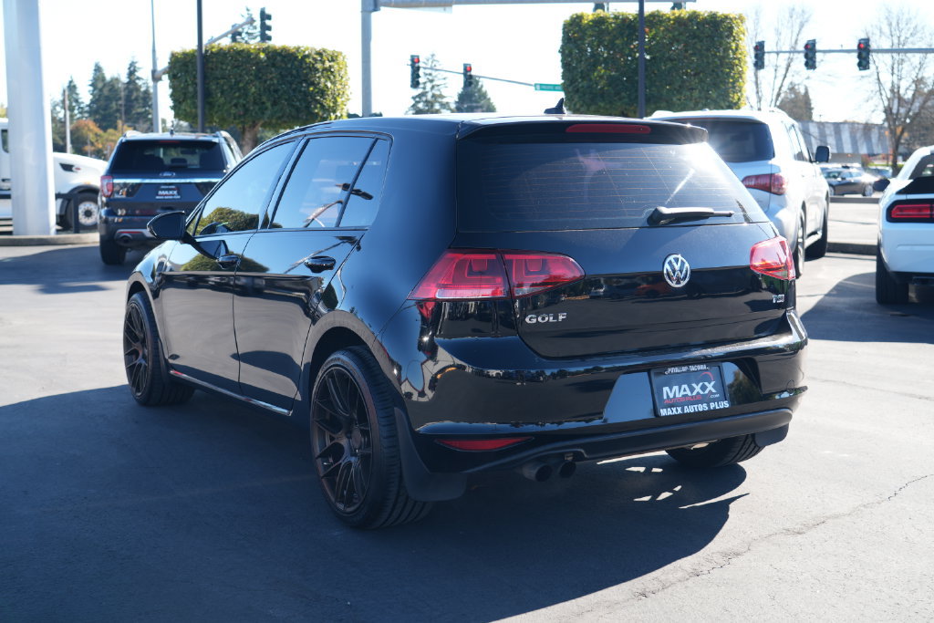 Used 2016 Volkswagen Golf S FWD image 11
