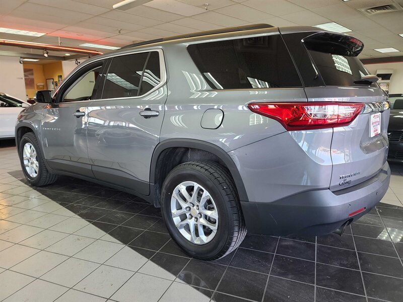 Used 2020 Chevrolet Traverse LT FWD image 7