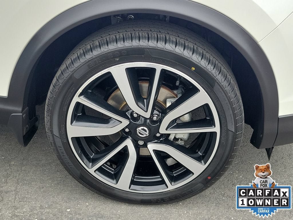 Used 2019 Nissan Rogue Sport SL FWD image 5