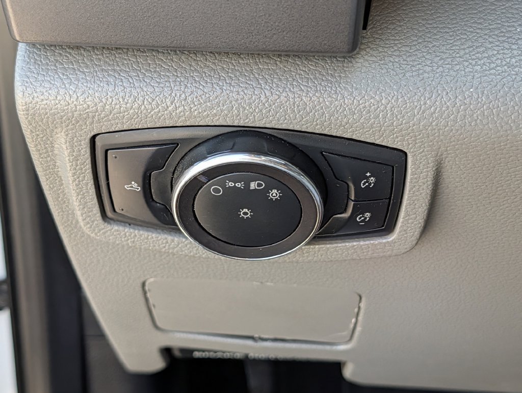 Used 2019 Ford F250 XLT w/ FX4 Off-Road Package AWD/4WD image 23
