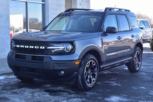 New 2025 Ford Bronco Sport Outer Banks image 9