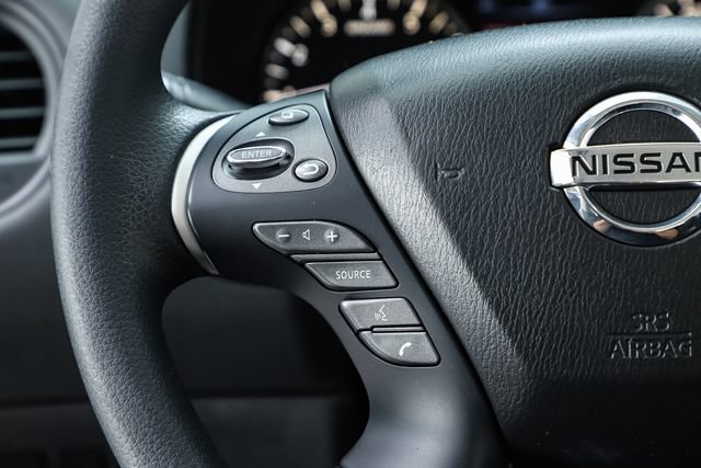 Used 2018 Nissan Pathfinder S FWD image 60
