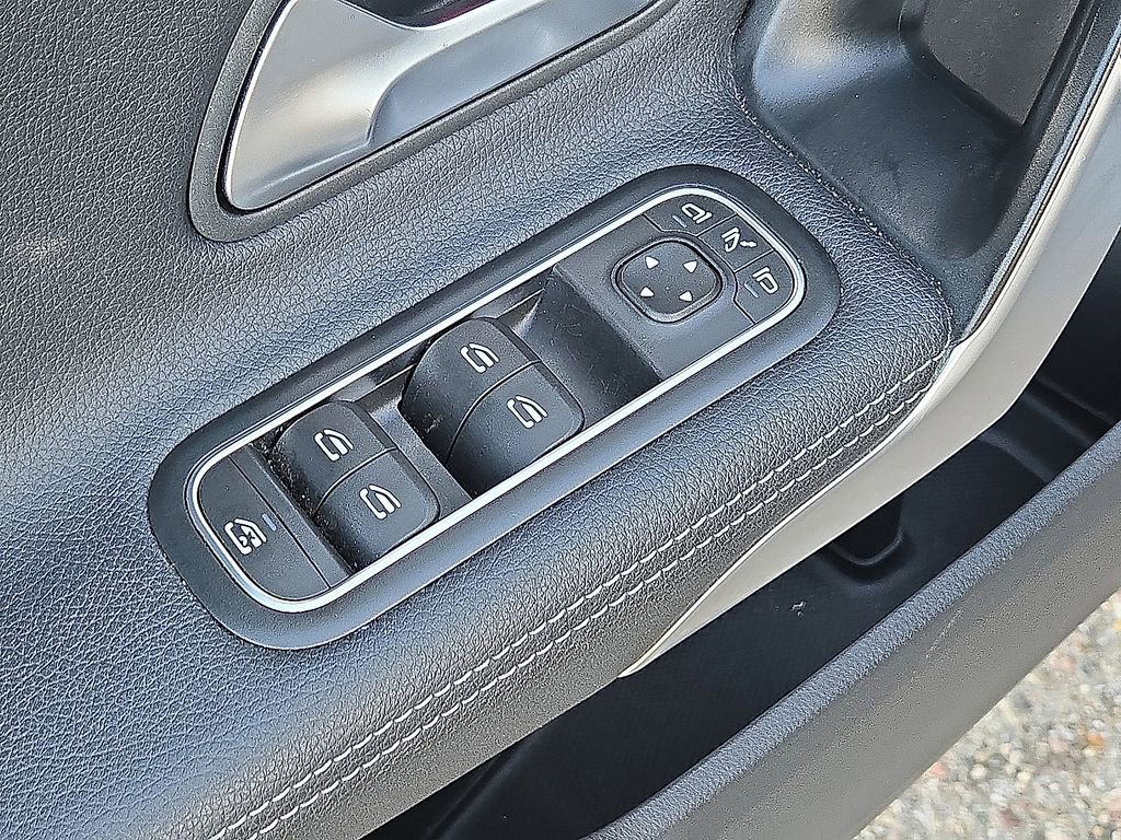 Used 2025 Mercedes-Benz CLA 250 image 22