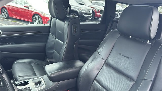 Used 2018 Jeep Grand Cherokee Summit image 26