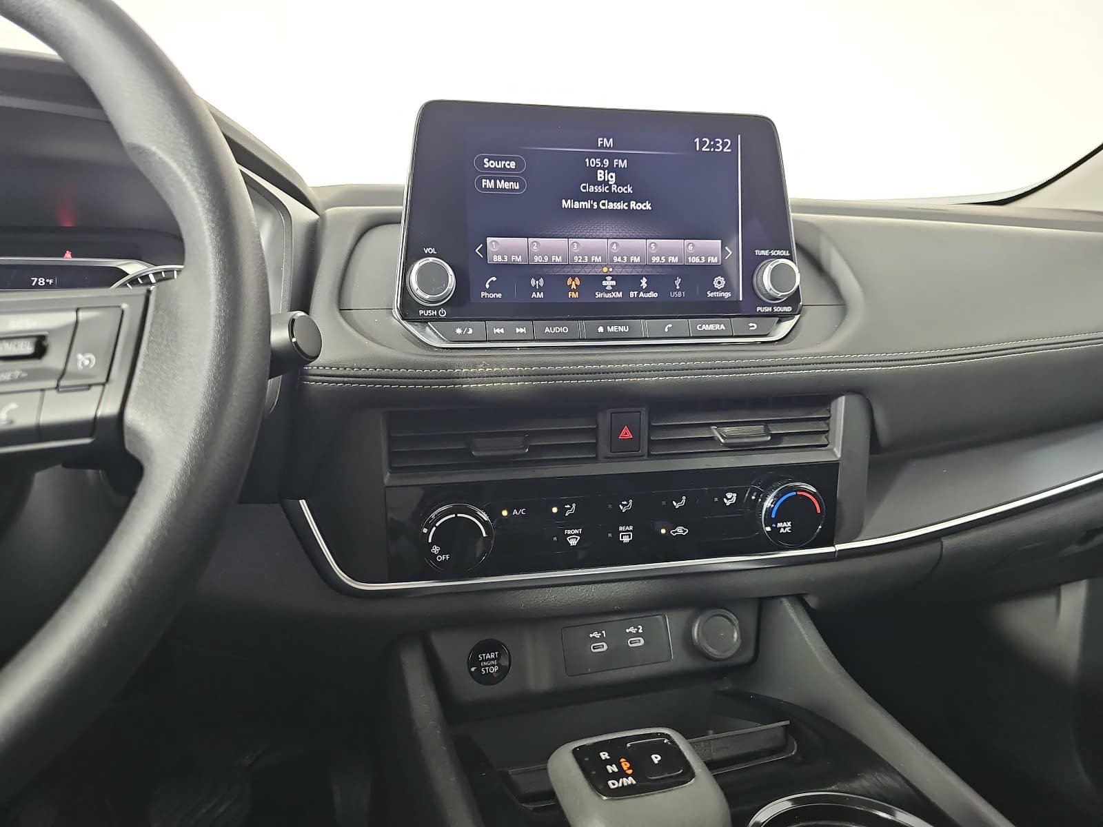 Used 2025 Nissan Rogue S FWD image 19