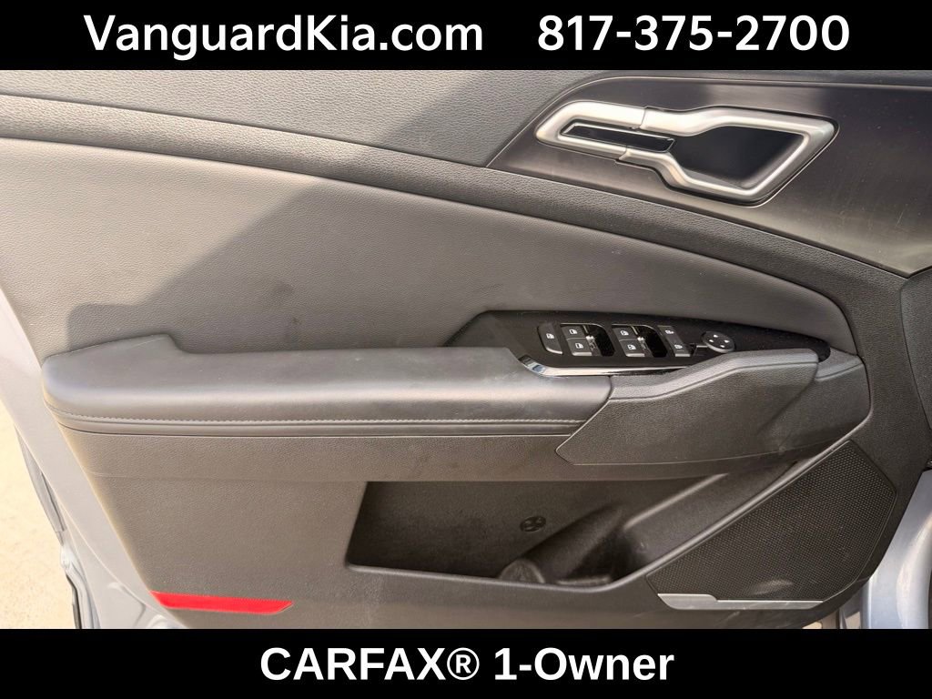 Certified 2023 Kia Sportage EX image 17