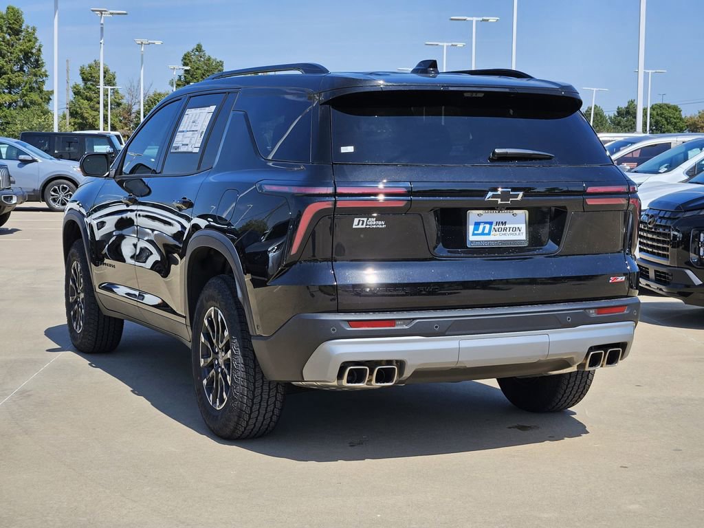 New 2026 Chevrolet Traverse Z71 w/ Driver Confidence Package image 3