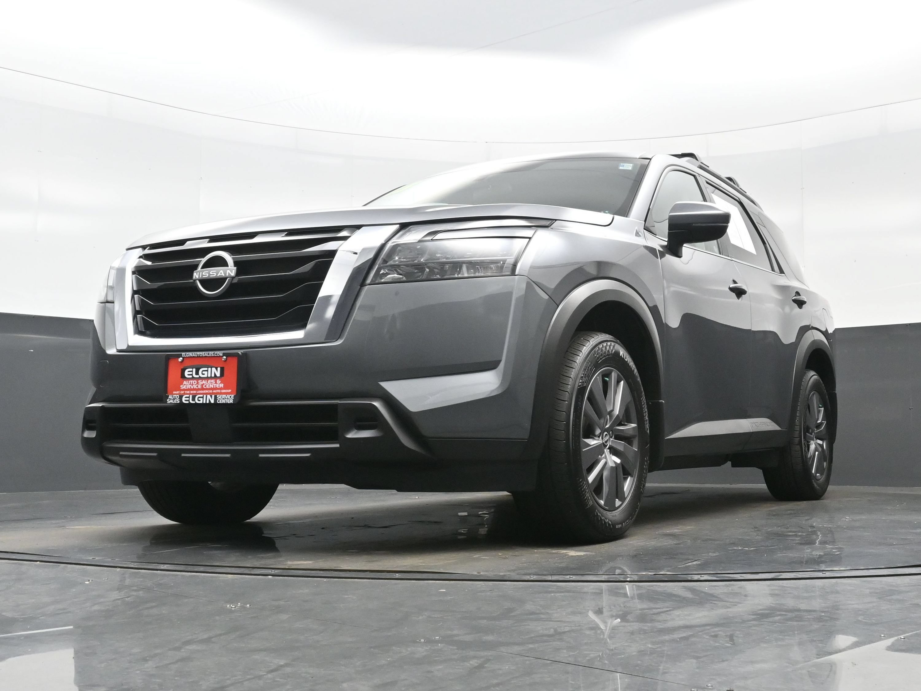 Used 2023 Nissan Pathfinder SV AWD/4WD image 28