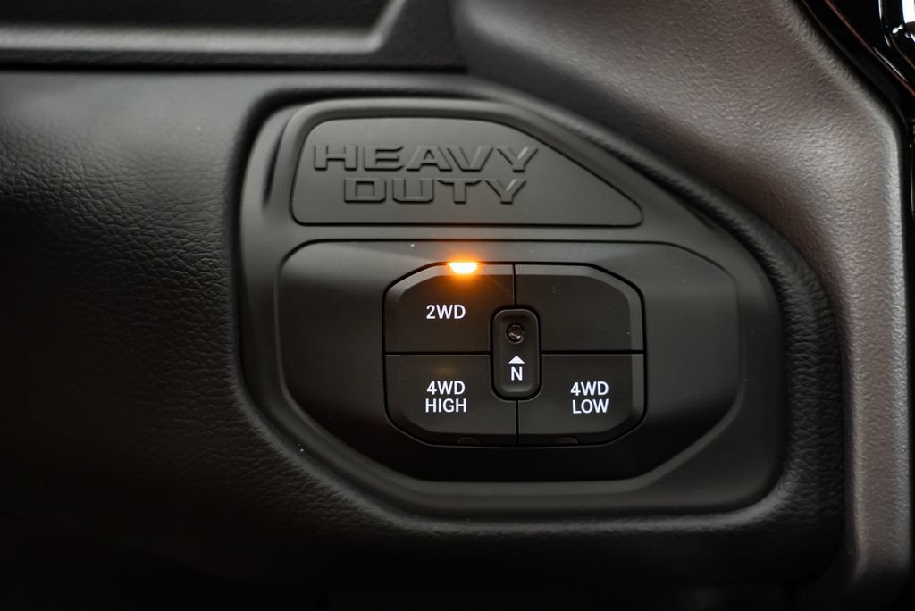New 2026 RAM 2500 Laramie AWD/4WD image 22