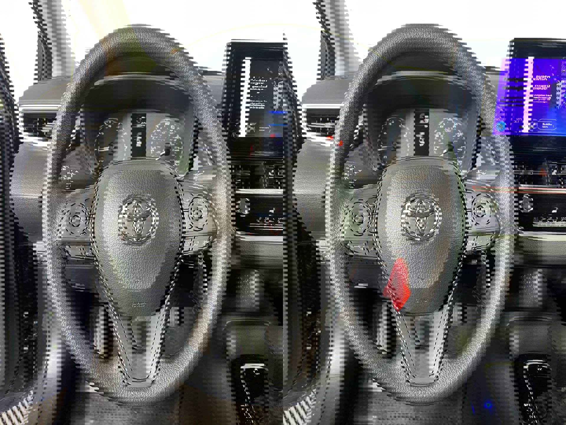 New 2024 Toyota Corolla LE image 17