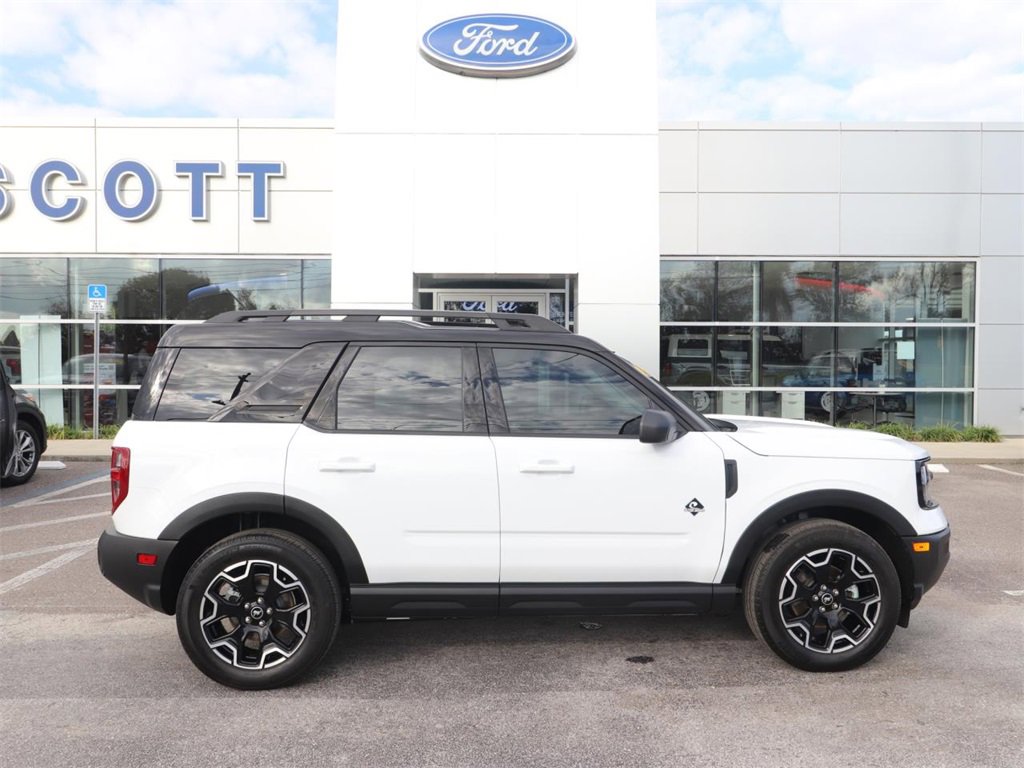 Used 2025 Ford Bronco Sport Outer Banks image 15