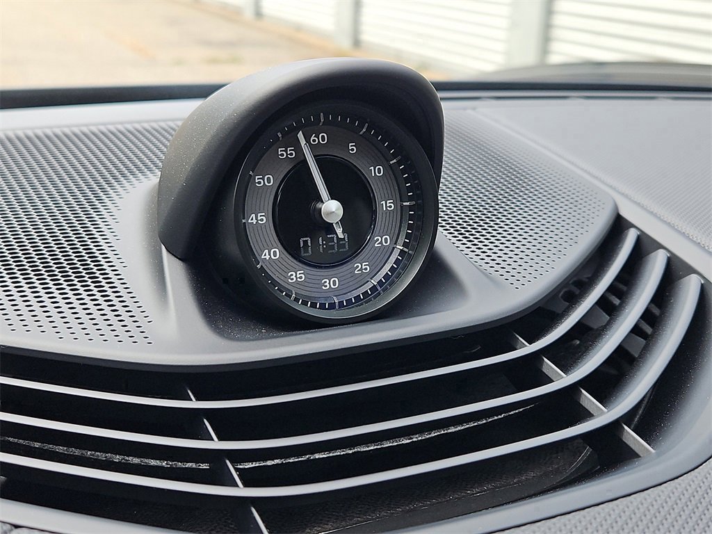 Certified 2025 Porsche Taycan image 19