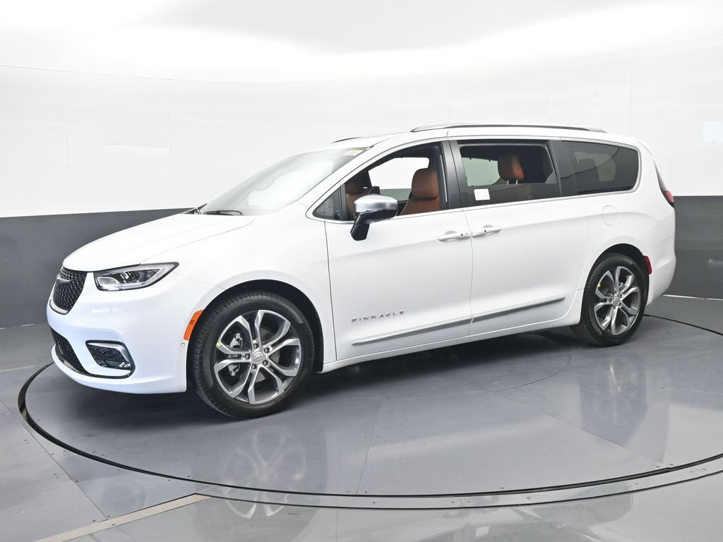 New 2026 Chrysler Pacifica Pinnacle FWD video 2