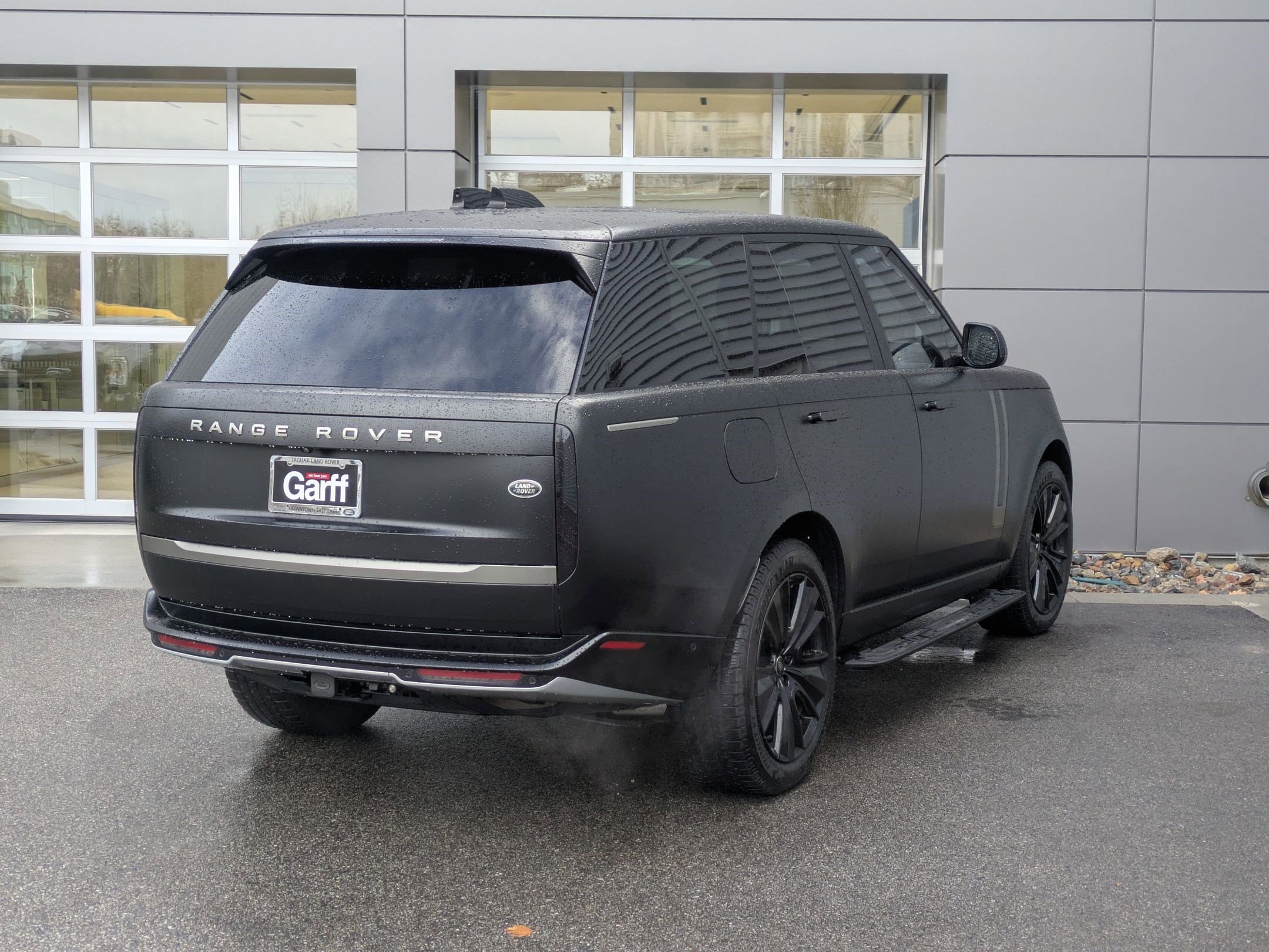 Certified 2023 Land Rover Range Rover SE image 7