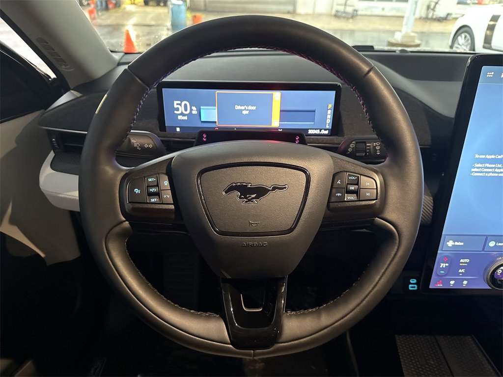 Used 2021 Ford Mustang Mach-E Premium image 11