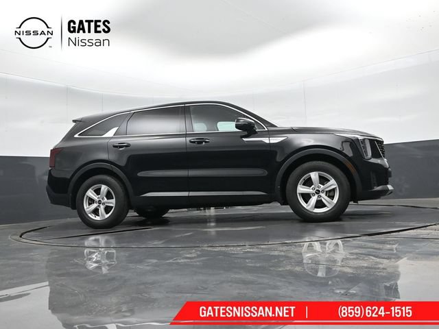 Used 2024 Kia Sorento LX FWD image 39