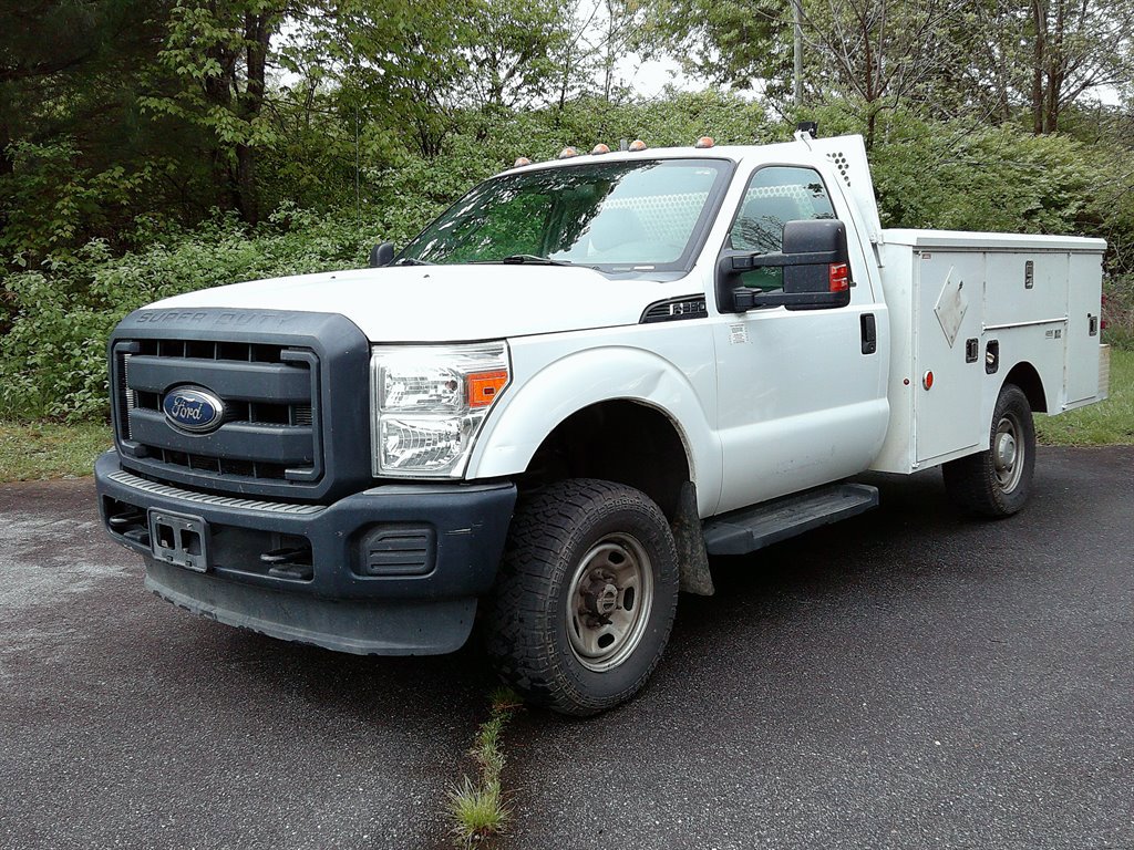 Used 2015 Ford F350 XL w/ Power Equipment Group AWD/4WD image 1