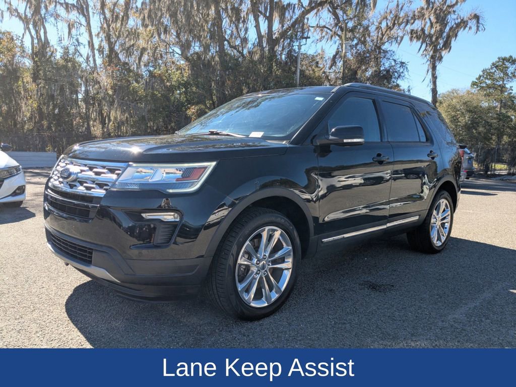 Used 2018 Ford Explorer XLT w/ Equipment Group 202A image 9
