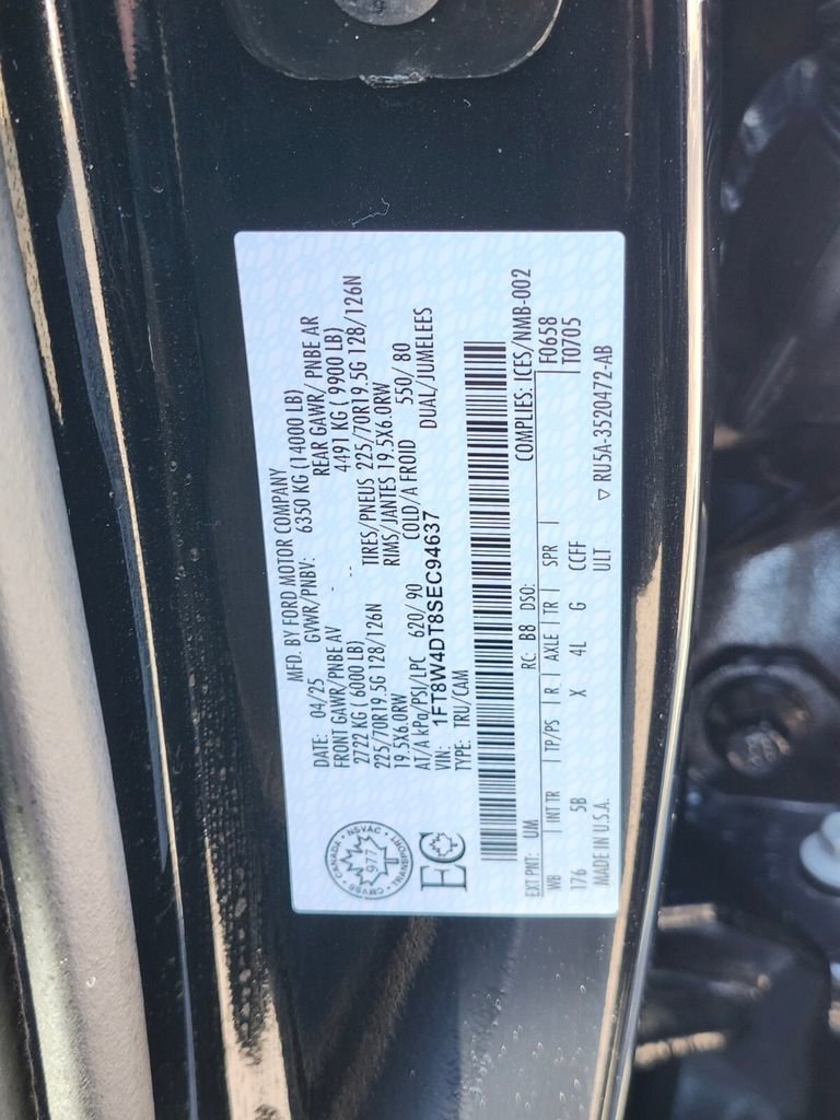 Used 2025 Ford F450 Lariat image 29