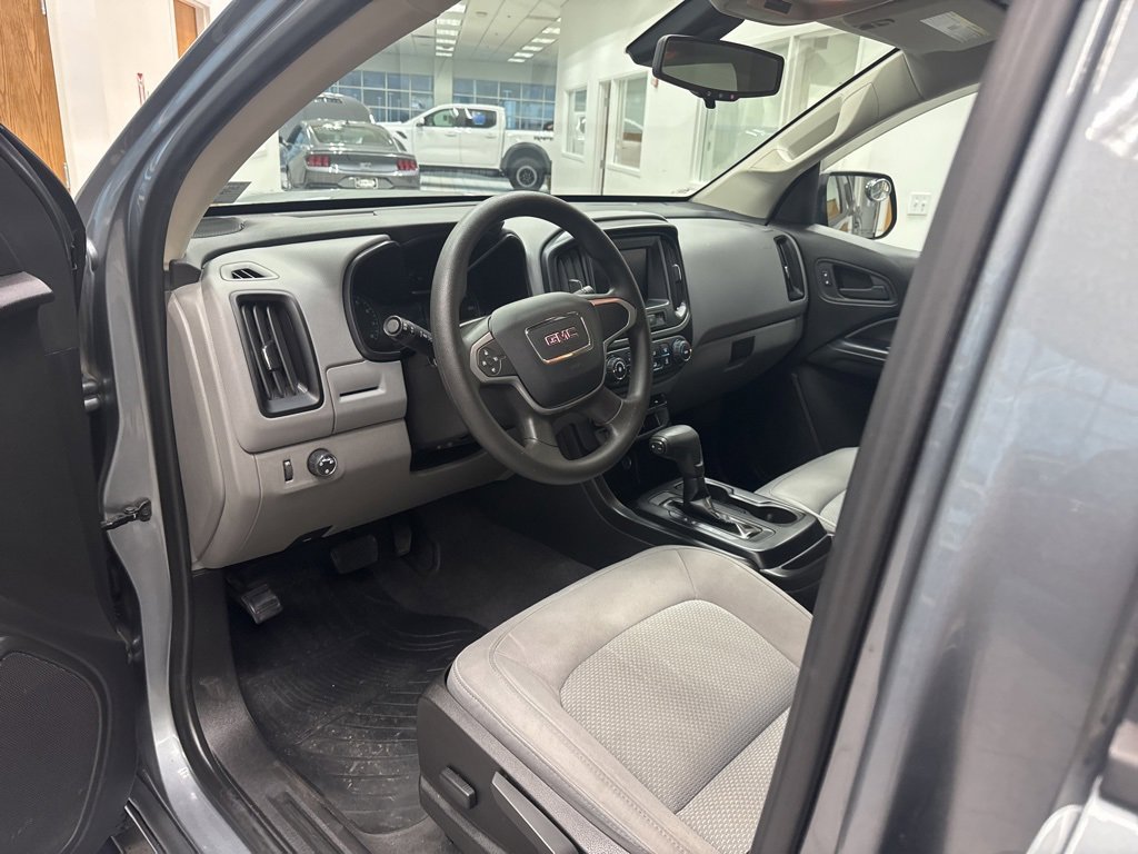 Used 2020 GMC Canyon 2WD Crew Cab w/ Convenience Package image 2