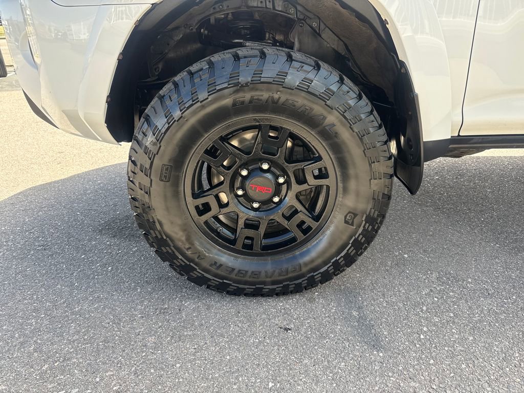 Used 2017 Toyota 4Runner TRD Off-Road Premium image 26