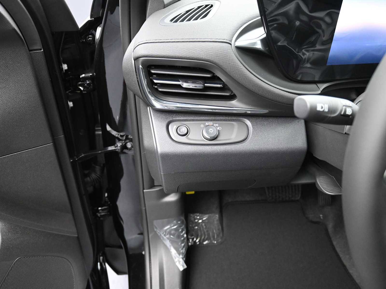 New 2025 Buick Envista Preferred w/ Convenience I Package image 12