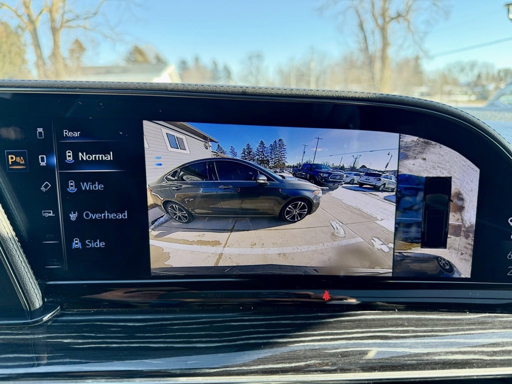 Used 2023 Cadillac Escalade ESV Sport image 39