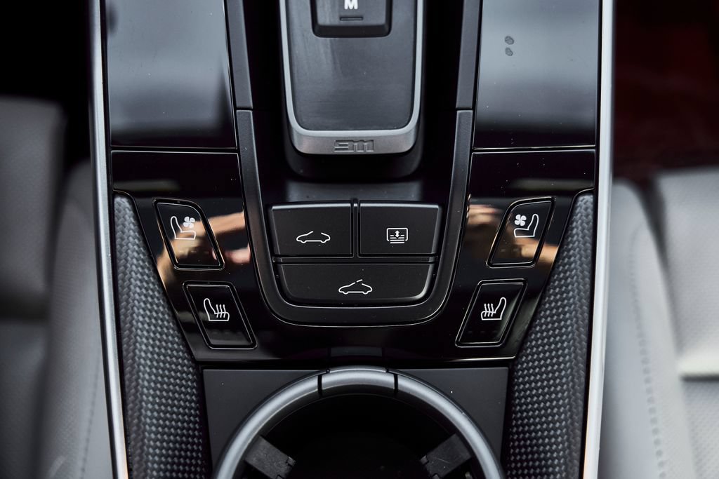 Used 2021 Porsche 911 Turbo S AWD/4WD image 61