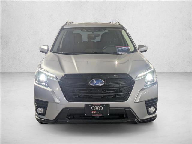 Used 2023 Subaru Forester Premium image 2