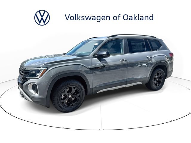 New 2026 Volkswagen Atlas Peak Edition AWD/4WD image 1